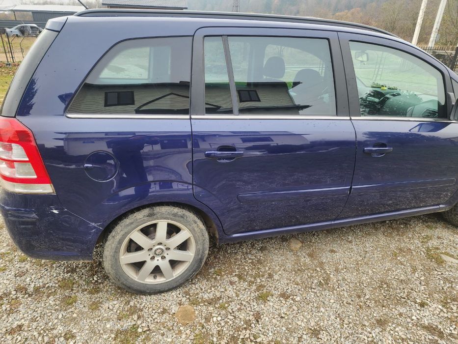Opel Zafira B 2010