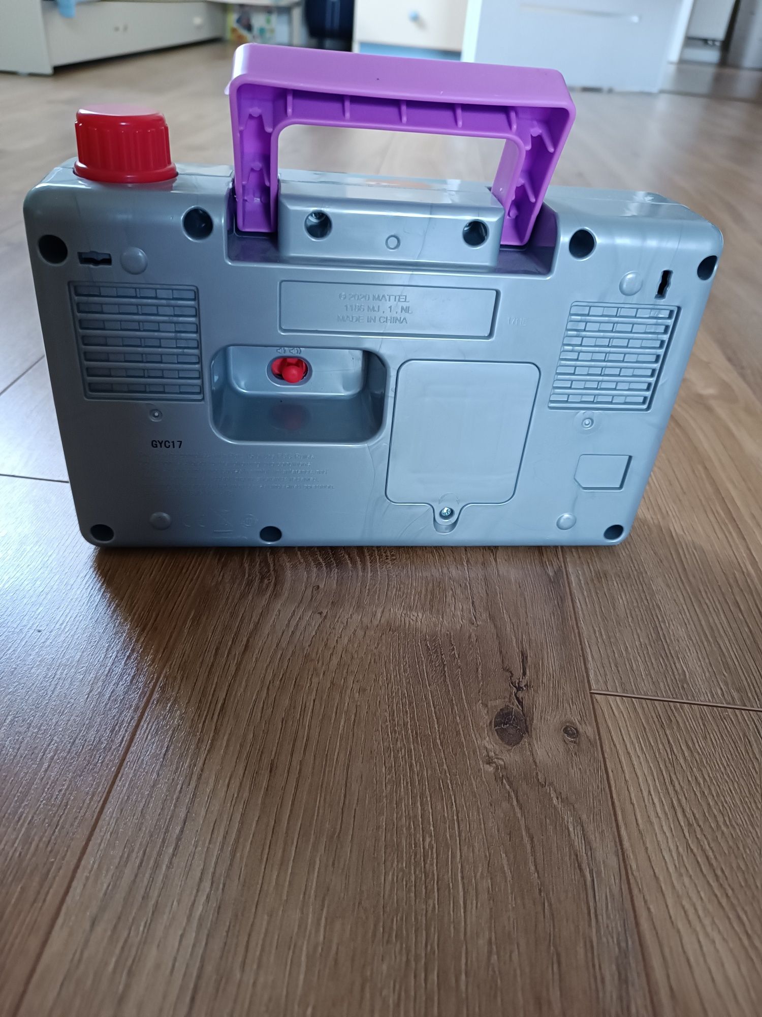 FISHER PRICE Radiomagnetofon szczeniaczka Superstan!