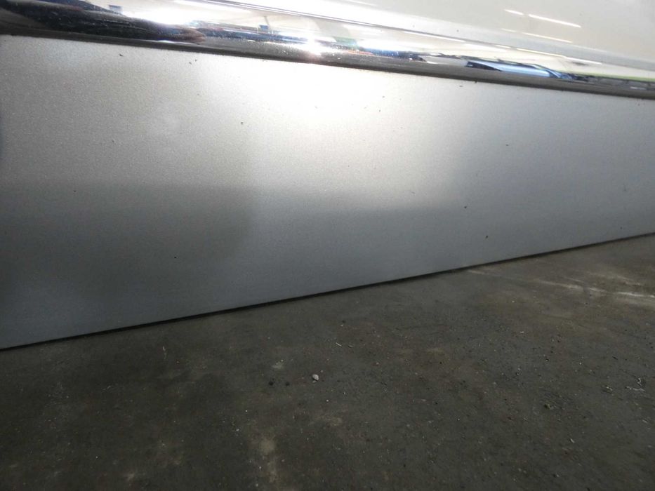 Drzwi prawy przód przednie Skoda SUPERB II LA7W RZ3/83 GORLICE