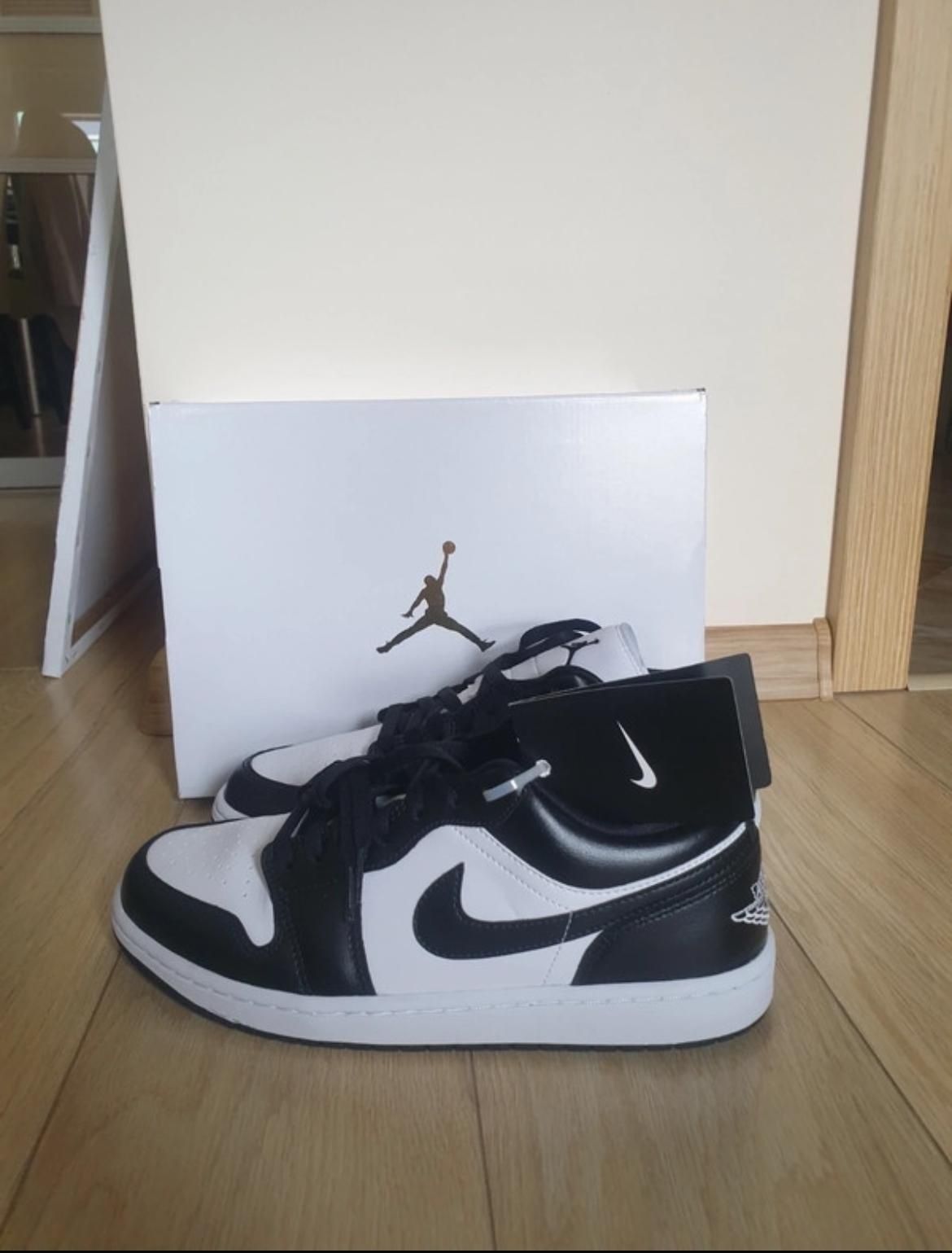 Nike Air Jordan 1 Low  Black/WHITE 42 Panda