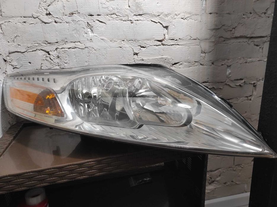 Фара Форд Мондео 4  (2007-2014р.)