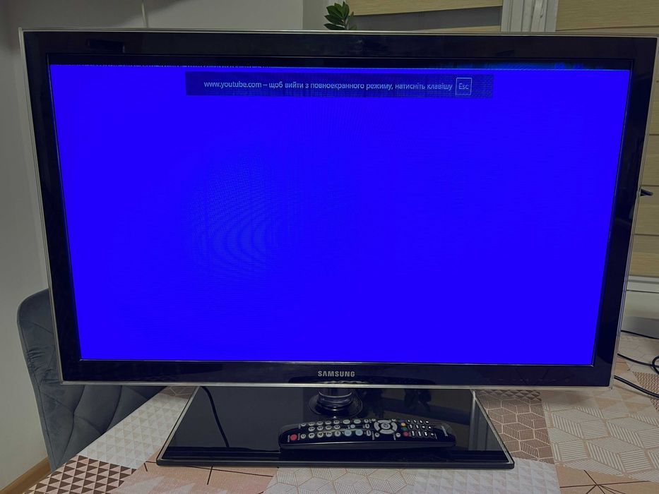 Телевізор Samsung UE32D5000 з дефектом