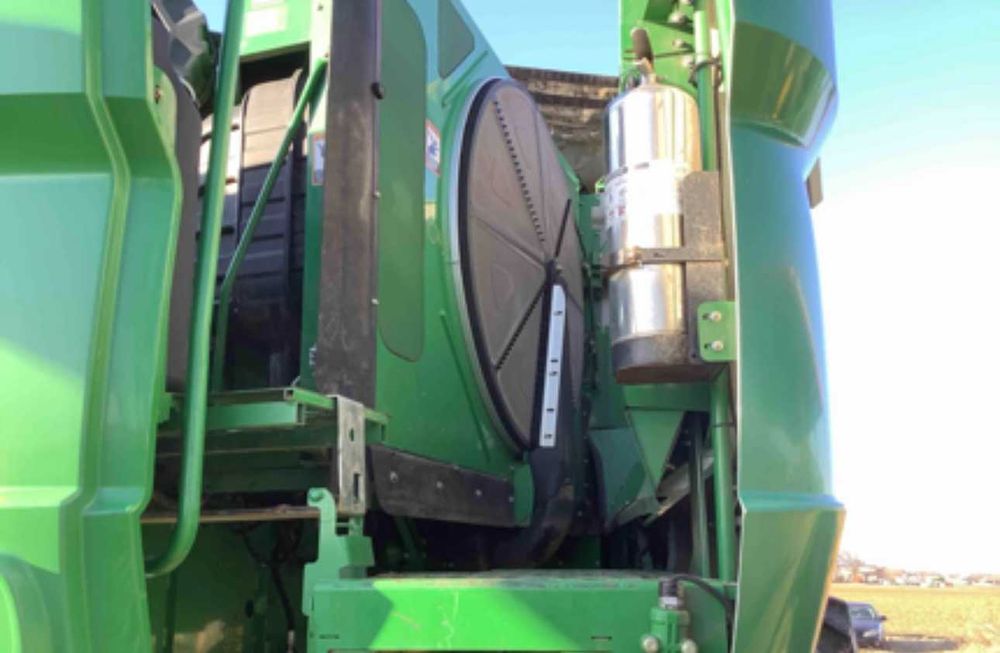 Комбайн John Deere s670