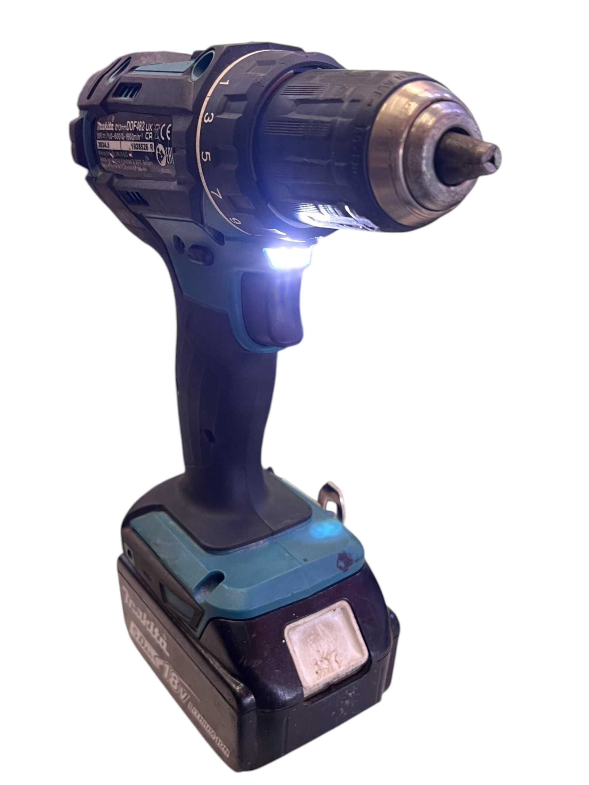 Wkrętarkę MAKITA DDF482