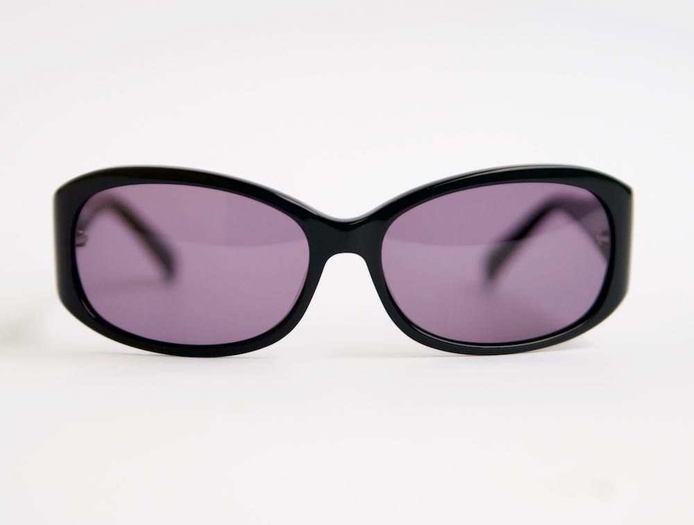 Guess okulary przeciwsłoneczne etui ściereczka model GU7134
