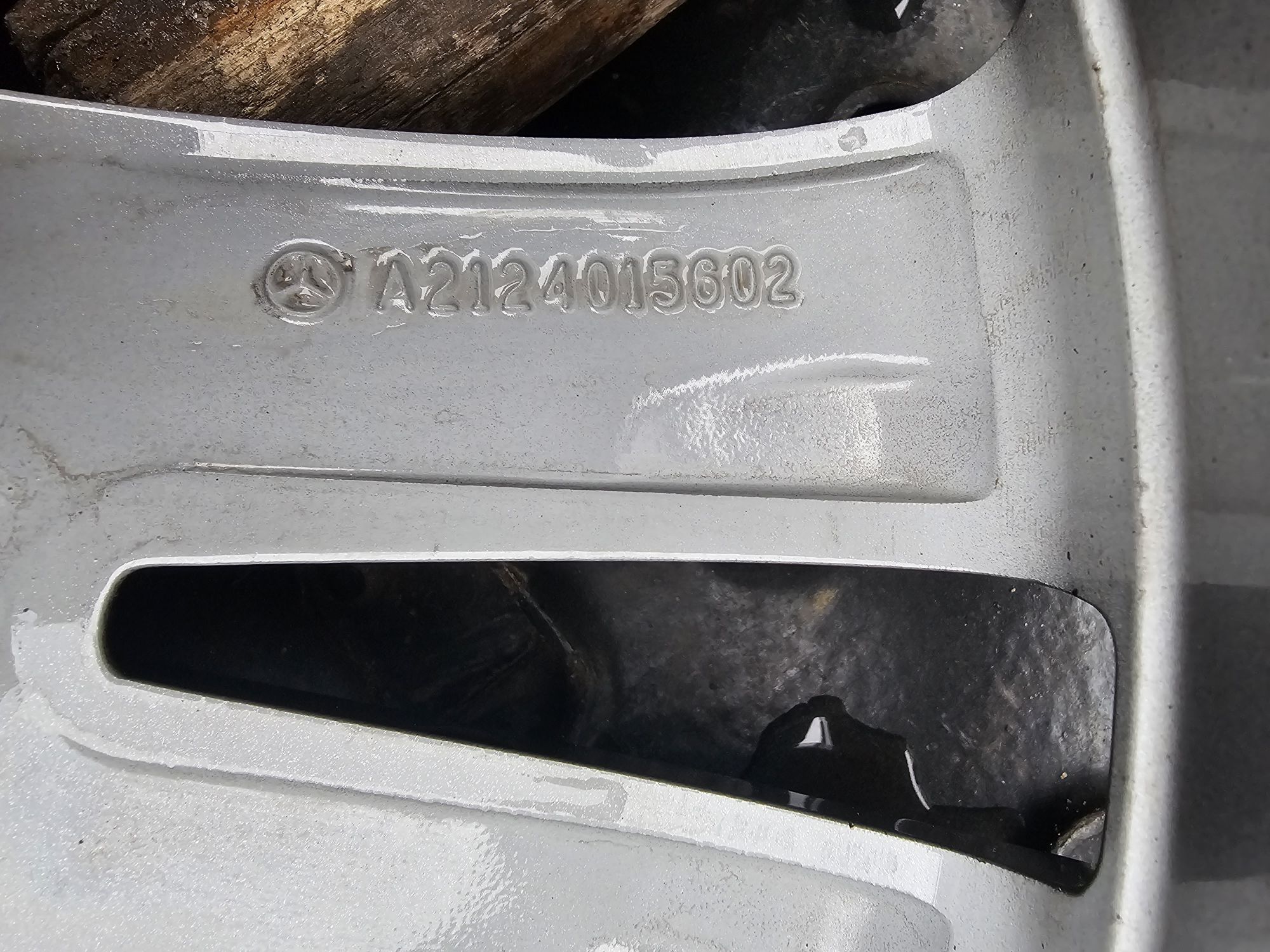 Felgi Aluminiowe Mercedes W212 R17 5x112 ET48-8J+Czujniki Ciśnienia