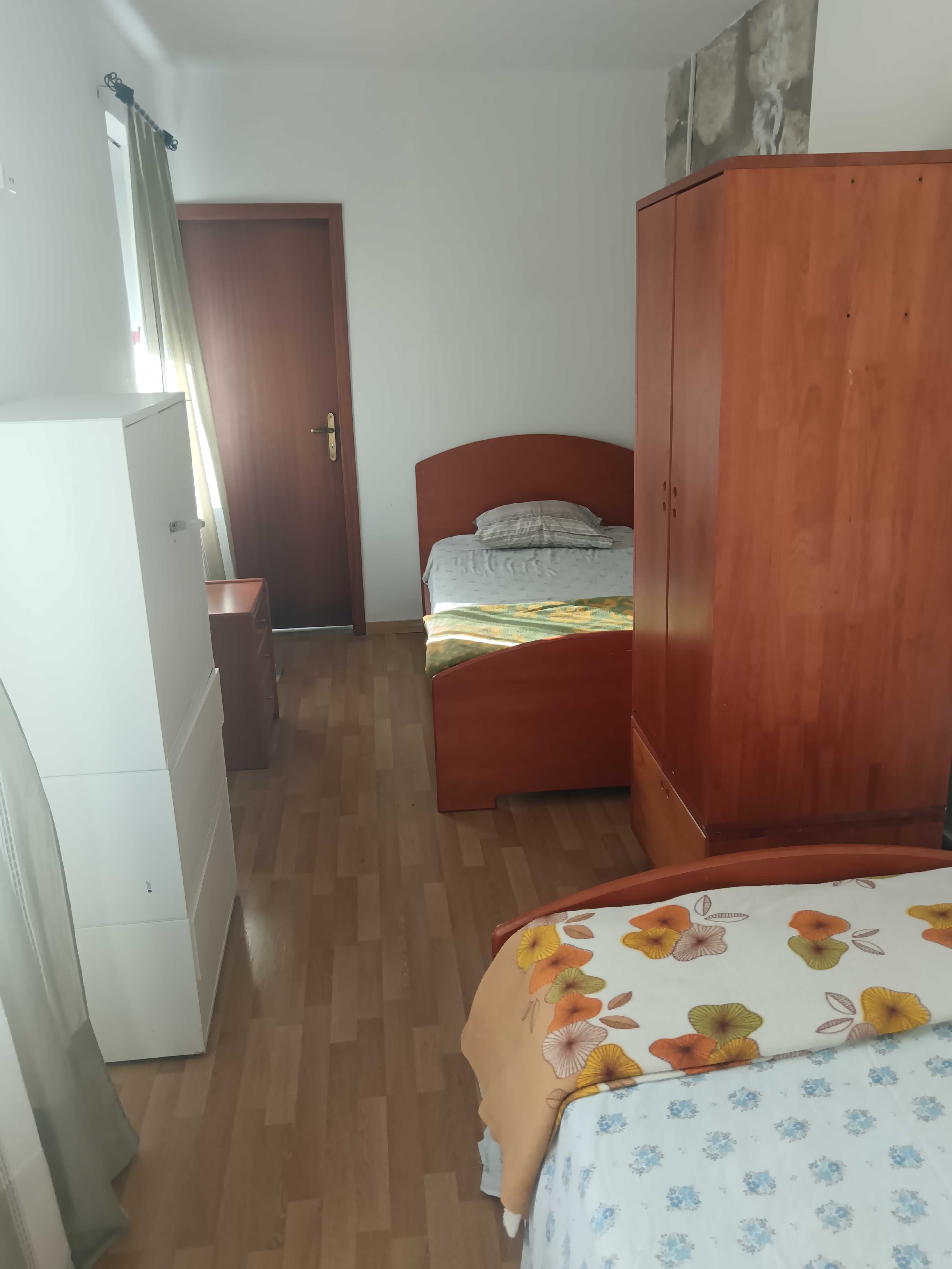 Arrendo camas no Bonfim porto  280 mensal ou 15 a diária