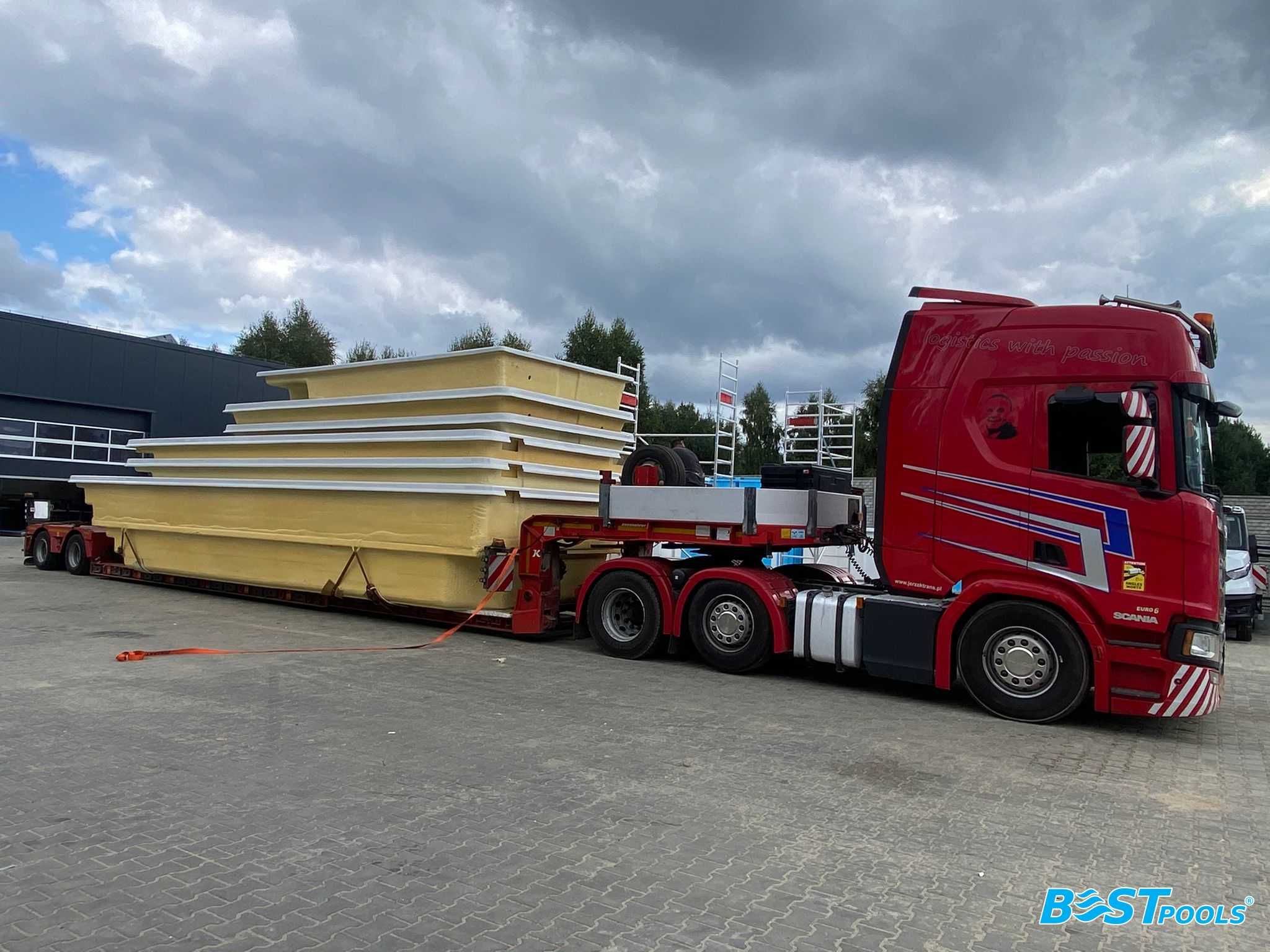 Polipropylenowy basen Mallorka 12x3.5x1.5m z układem filtracyjnym