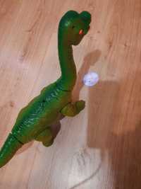 Динозавр великий