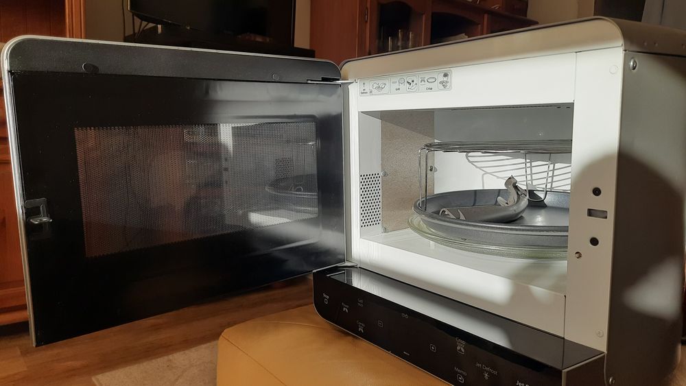 Kuchenka mikrofalowa Whirlpool Max 38/SL