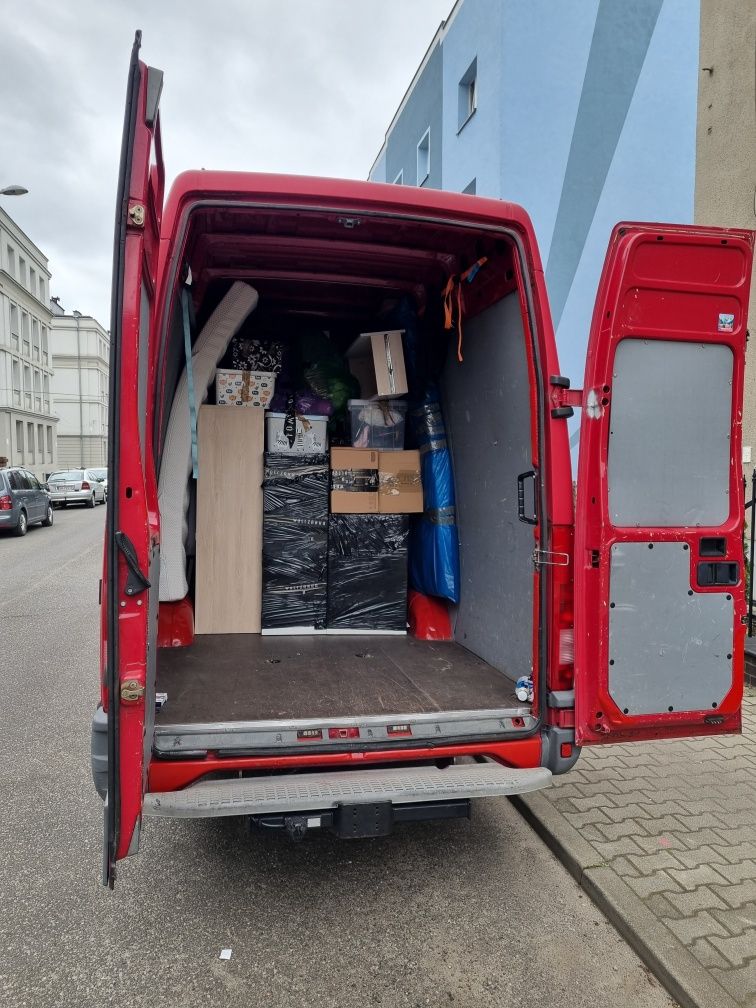 TANI Transport Chorzów Przeprowadzki Utylizacje Laweta