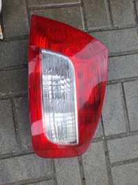 lampa prawa Peugeot 407 lift 10r 2.0HDI