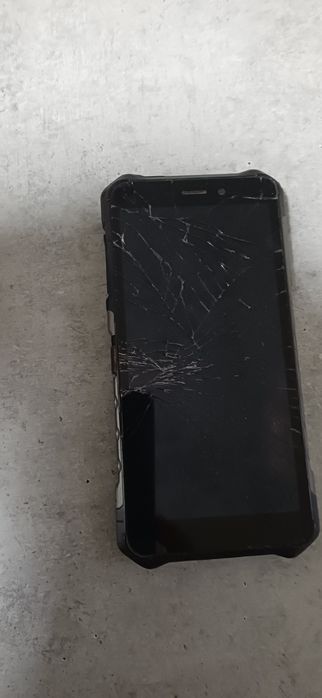 Водо-пило захисний телефон Ulefone