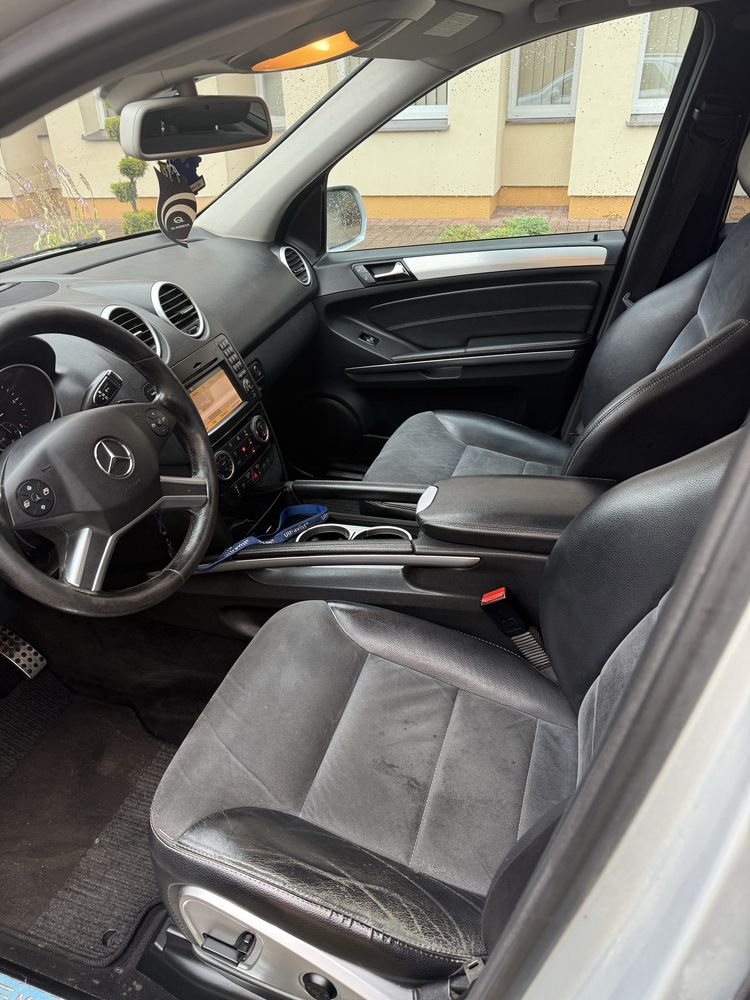 Mercedes ml 3.0 d klima skory xenon navi alusy 2010 r