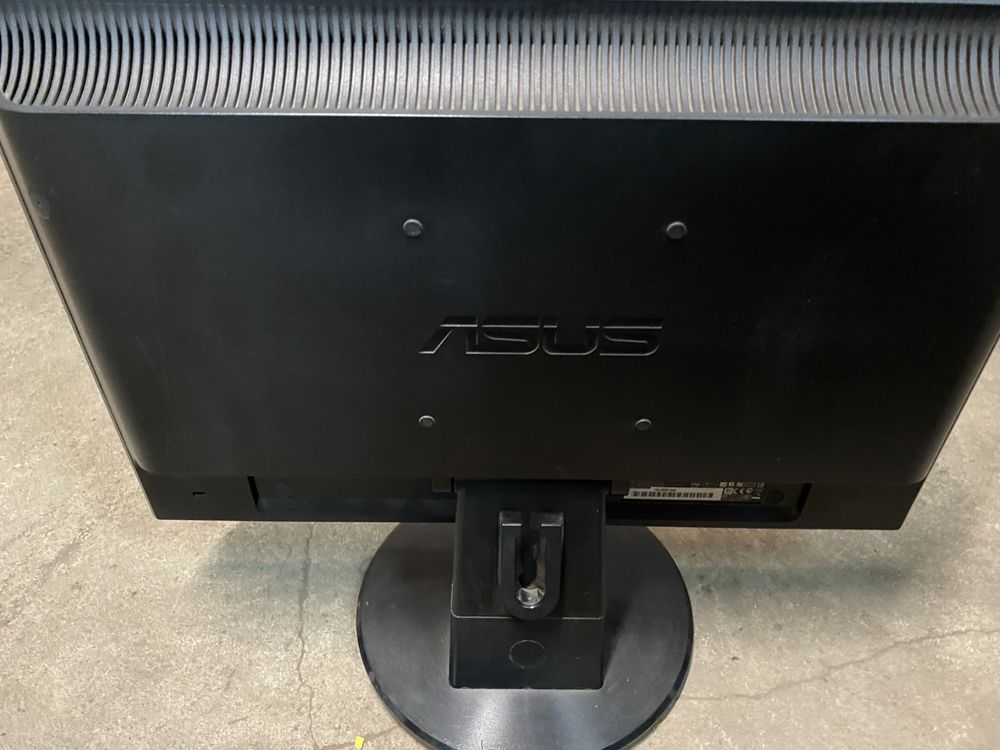 Monitor asus 19 cali