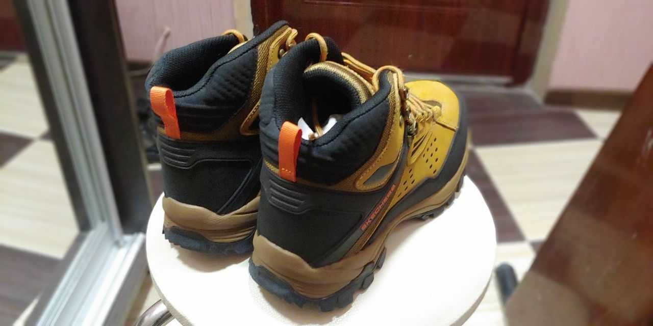 Кросівки Черевики Ботинки SKECHERS