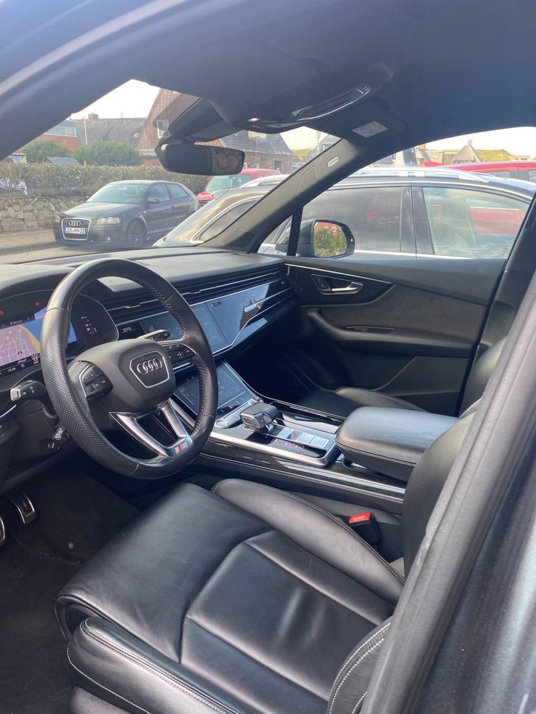 Audi q7 50 tdi sline matrix hud bose cam 360 black editition 7 osob