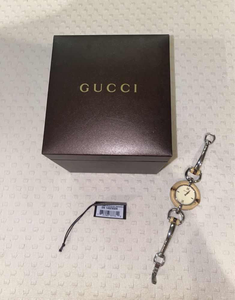 Relógio Gucci sem uso com caixa e documentos ORIGINAl ed. Limitada
