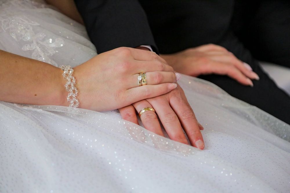 Suknia ślubna model 2021 rozmiar 36 (38) gorset wiązany