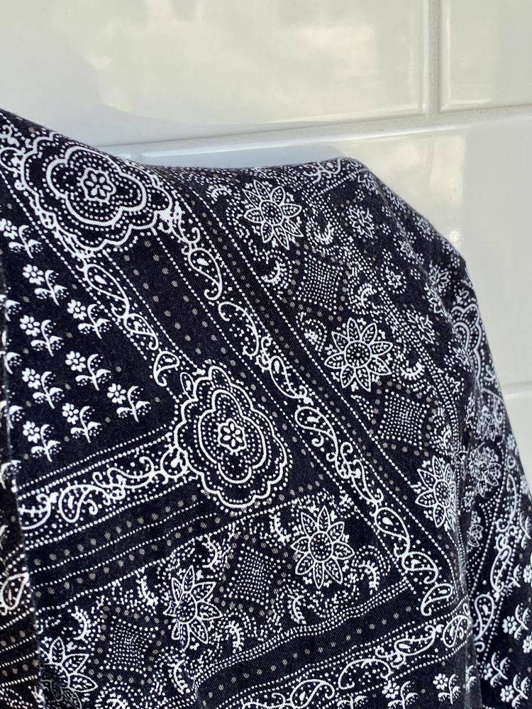 Рубашка Zara S-М легенька