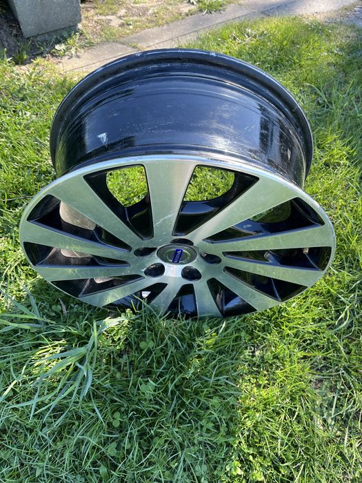 Sprzedam felge aluminiową volvo