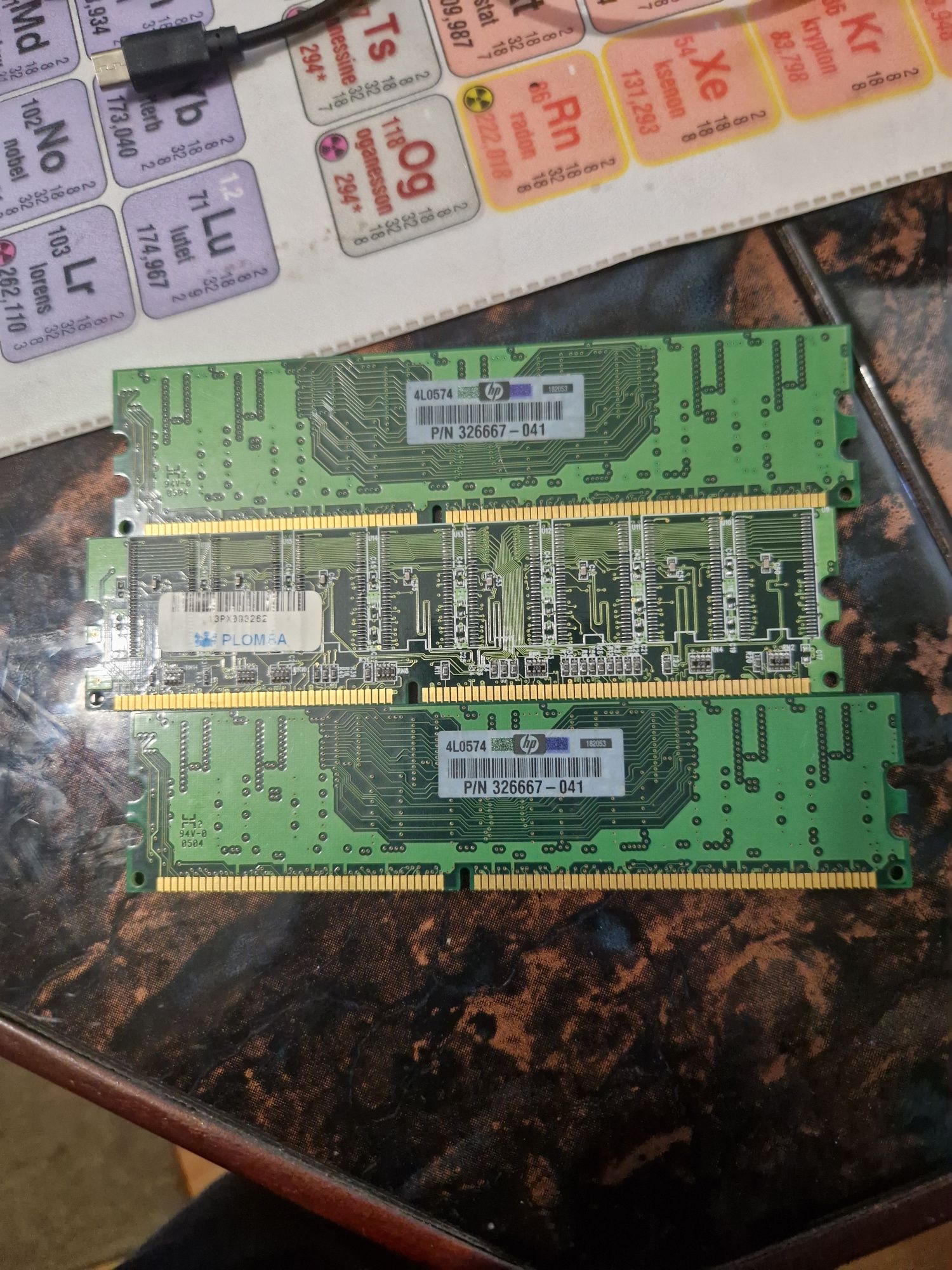 3x Ram 256mb DDR-400MHz