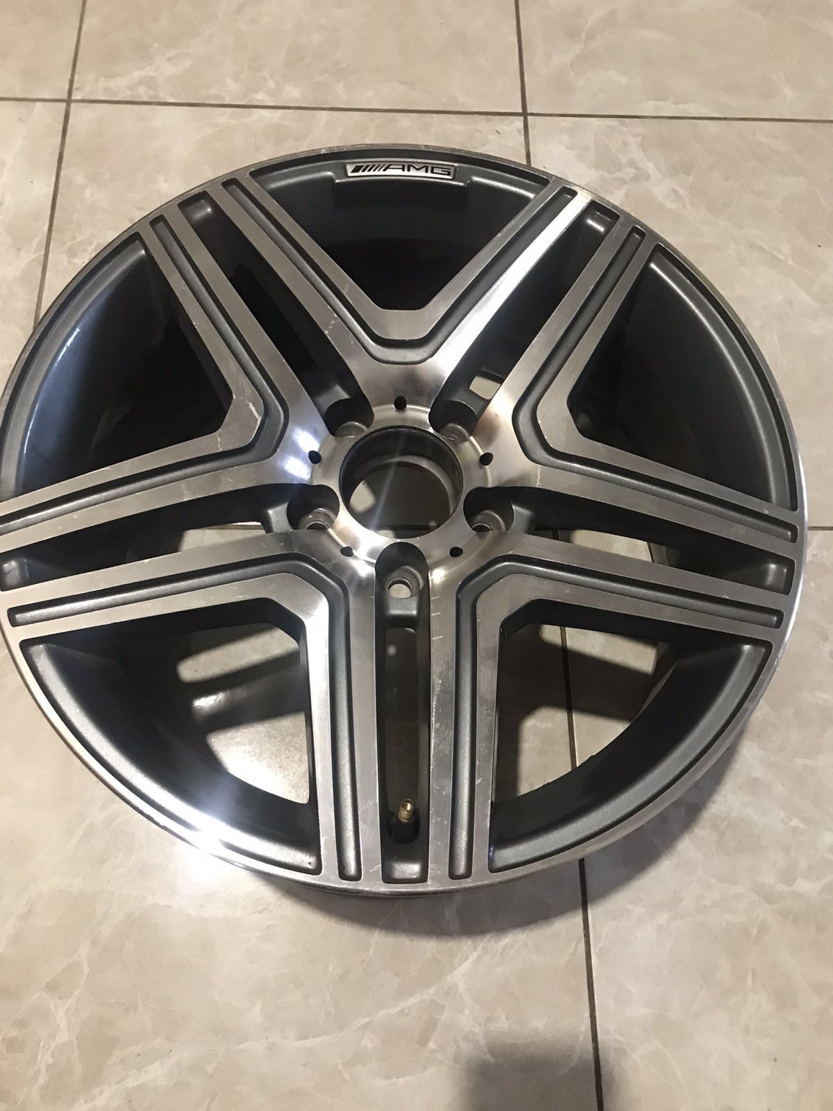 Диски легкосплавні на Mercedes AMG