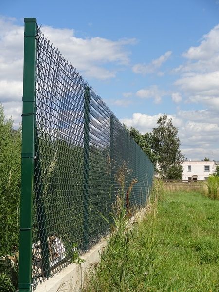 Siatka ogrodzeniowa powlekana pcv zielona, rolka za 119 zł