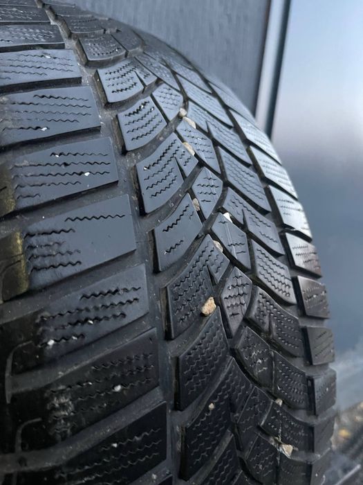 Шини 225/50 r17 Goodyear