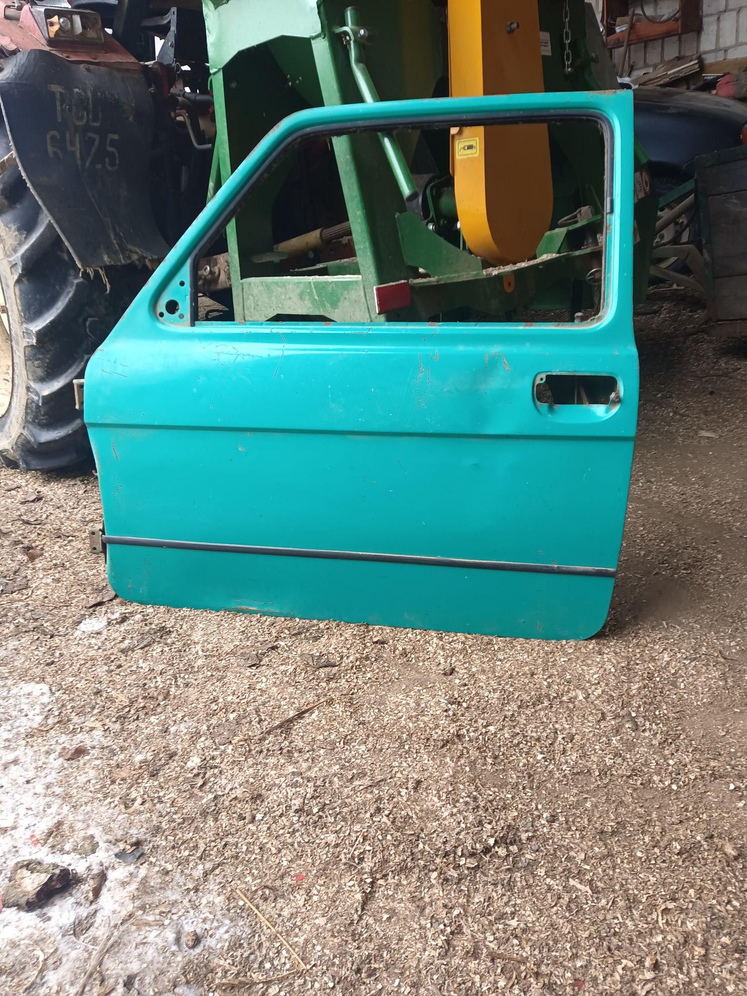 Części Fiat 126p Maluch  drzwi