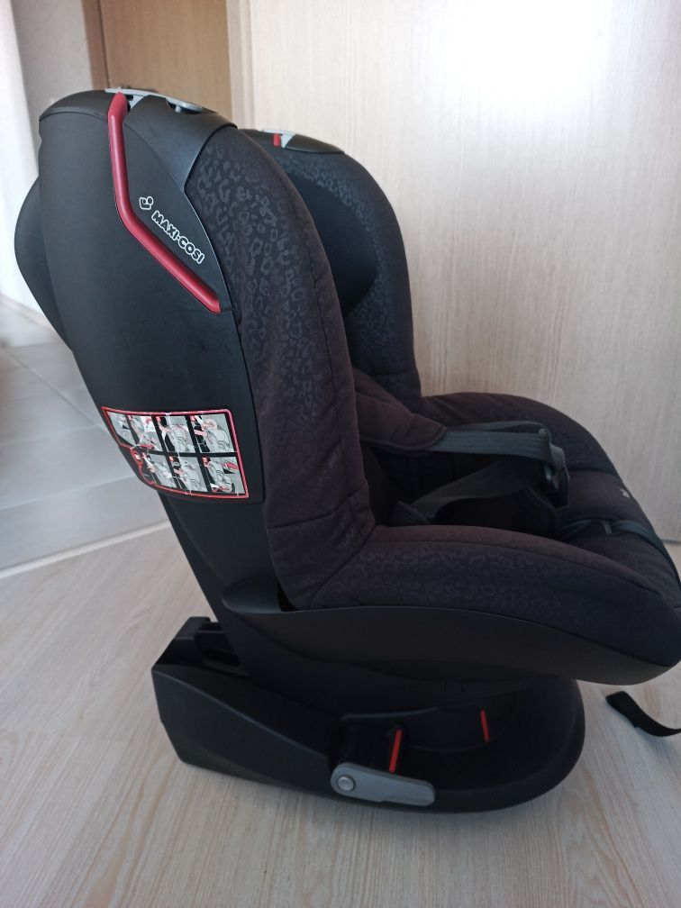 Продаю дитяче автокрісло Maxi-Cosi Tobi