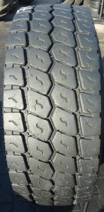 Opona używana ciężarowa 385/65R22.5 KUMHO KMA12; 700zł C2136