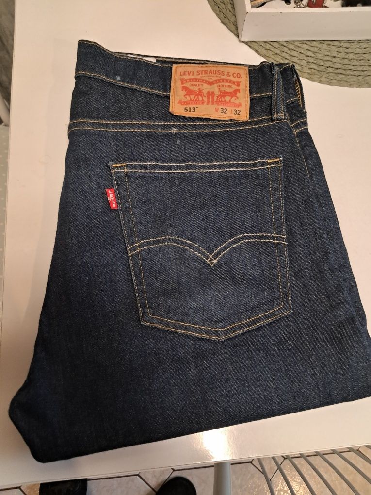 Spodnie jeans Levis Strauss  513  rozm 32/32  Nowe!