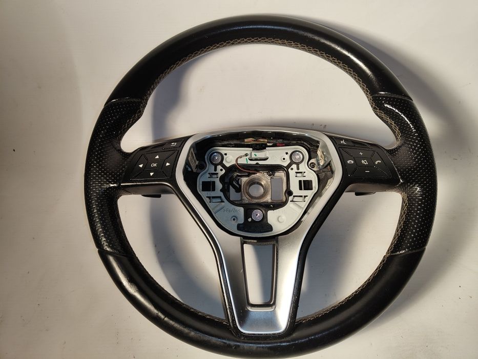 Mercedes CLA w117 kierownica multifunkcyjna łopatki oryginał