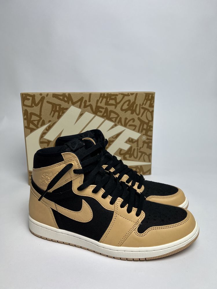 Nike Air Jordan 1 Retro High OG Heirloom