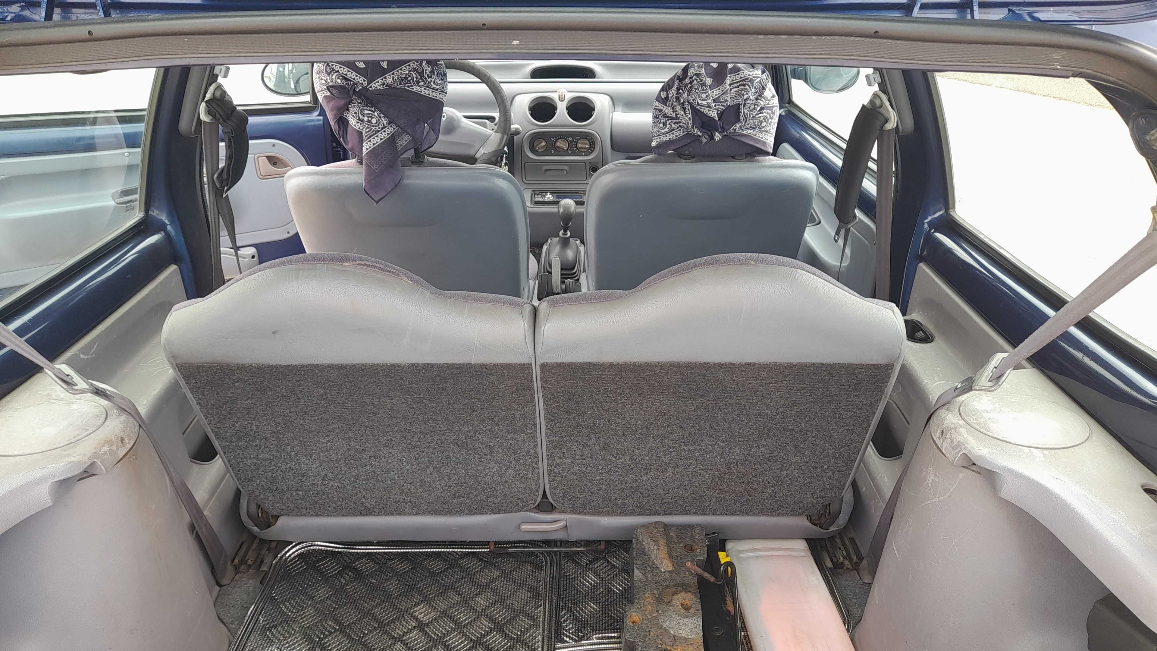 Renault Twingo 1.2 58cv 800EUR