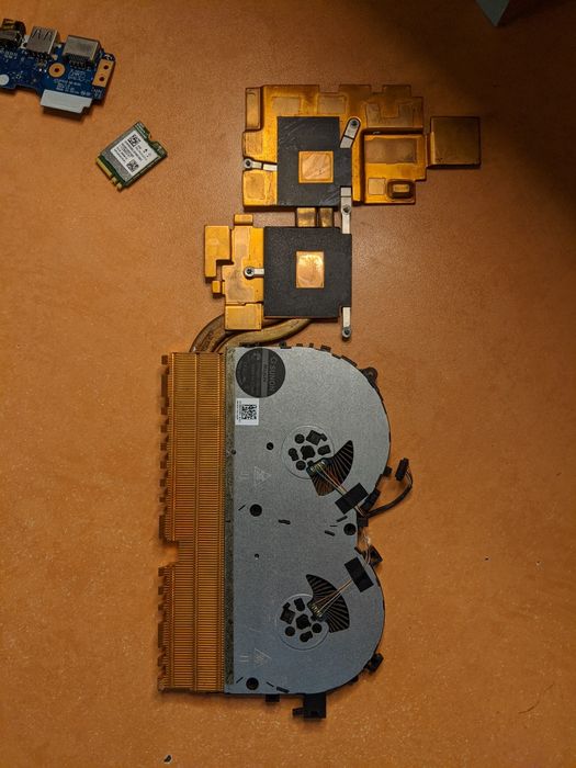 Разборка Lenovo Y520 /Кулер/Доп плата USB/вайфай/Роз'єм зарядки