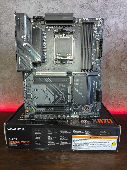 Материнська плата Gigabyte X870 Gaming Wifi6 (AM5) 7000-9000 AMD