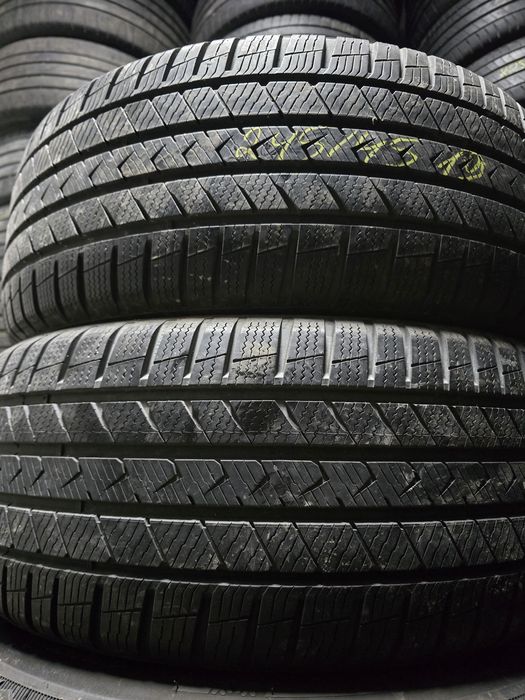 245/45R19 Vredestein Quatrack pro