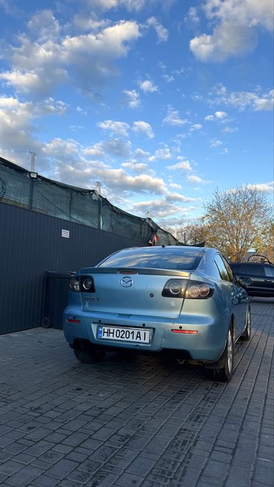 Продам мазда 3.