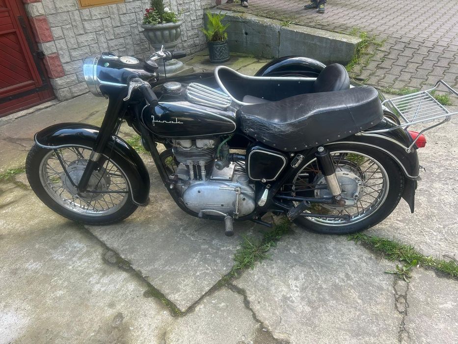 Junak m10 z wózkiem koszem bocznym