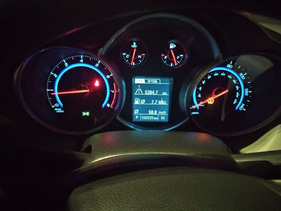 Chevrolet Cruze 2015p автомат