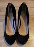 Buty damskie na obcasie 38