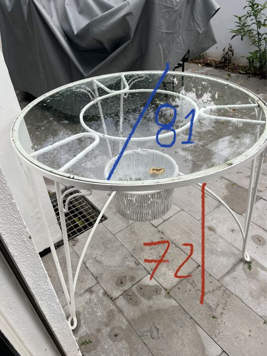 Mesa se jardim ferro e vidro