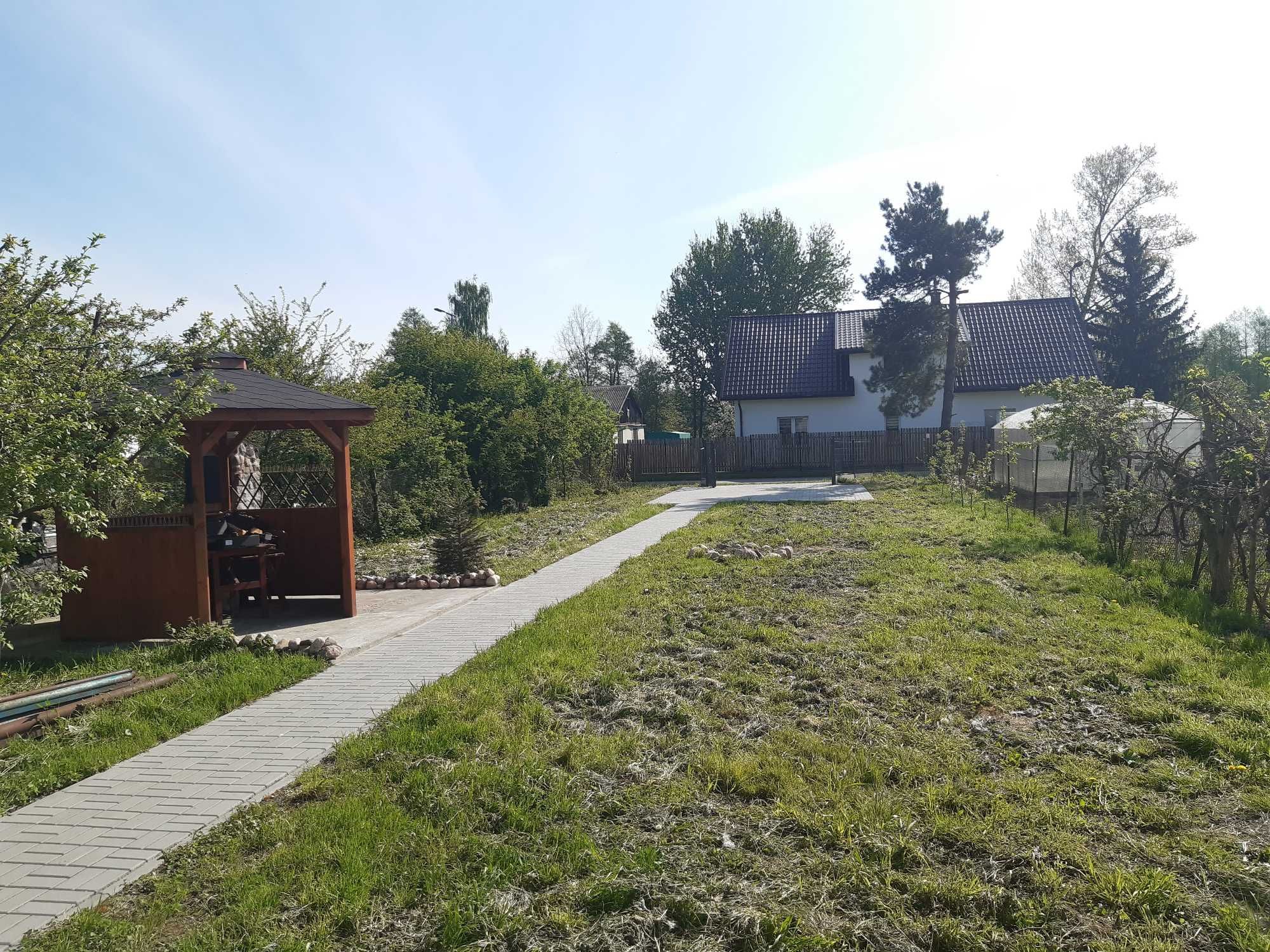 Dom po remoncie dojazd z dwóch stron Abramowicka działka 1100 m kw