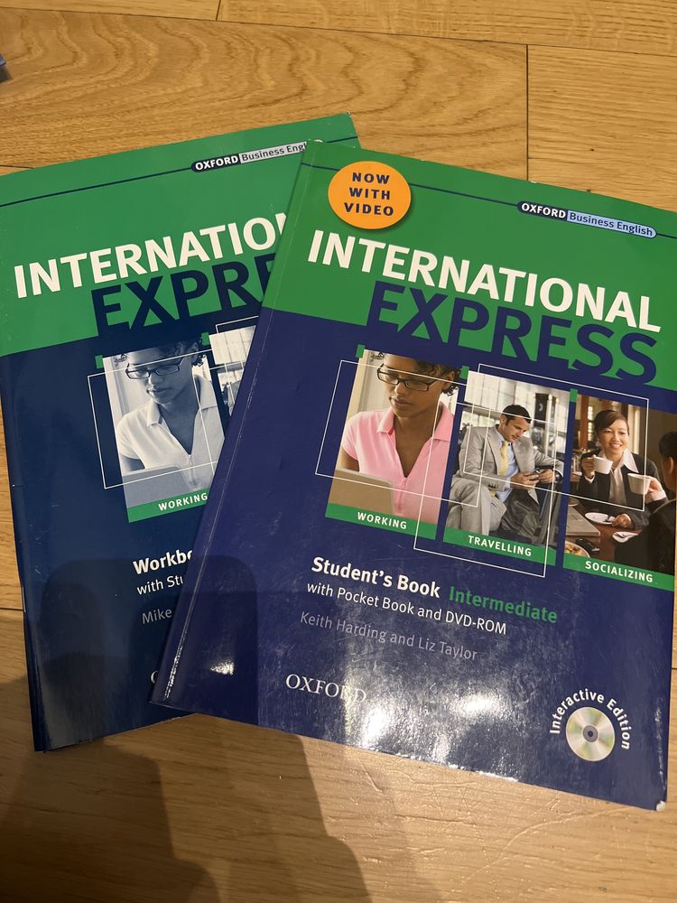 International Express - students book + workbook (intermediate)