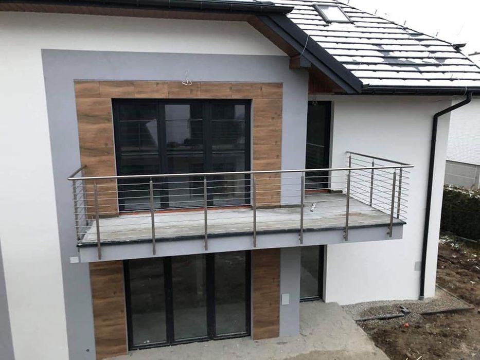 Balustrady barierki nierdzewne podjazdy dla osób niepełnosprawnych
