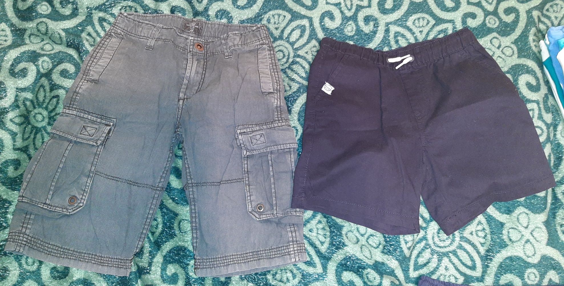 Spodnie, spodenki i koszulka polo r. 134
