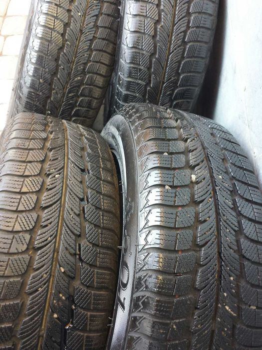 Шини зимові R15  для FORD/Форд Fiesta Fusion/  на металевих дисках