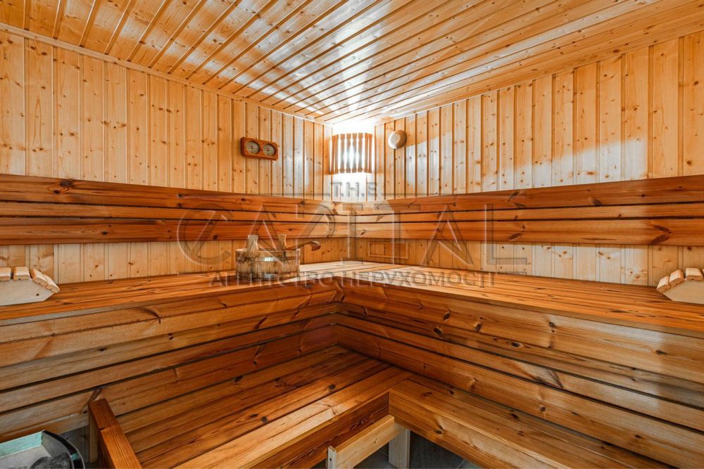 Оренда дизайнерського будинку 441m2 в КМ "Сонячна долина" с. Романкiв